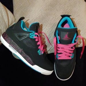 Jordan retro 4 shoes